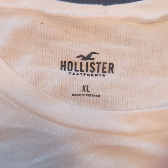 Hollister White Tee Size XL - Picture 2 of 2